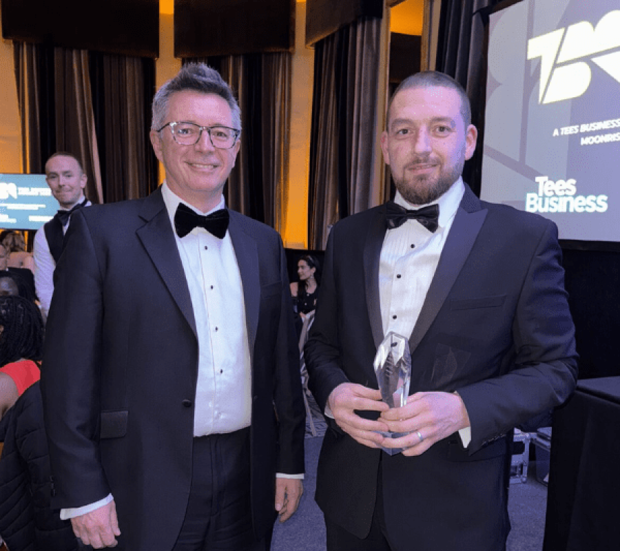 outrank award image square